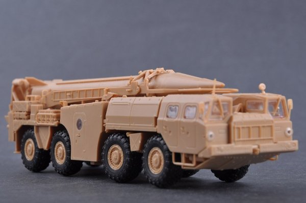 Hobby Boss 82939 Former Soviet Scud-B ballistic missile 1/72