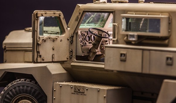 Meng Model SS-005 U.S. COUGAR 6x6 MRAP VEHICLE (1:35)