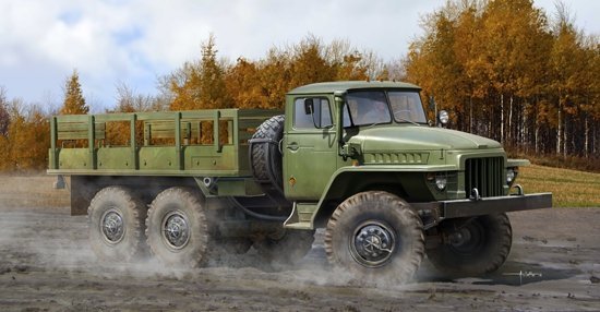 Trumpeter 01027 Russian  URAL-375D