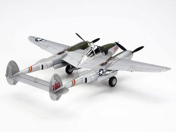 Tamiya 61123 Lockheed P-38J Lightning 1/48