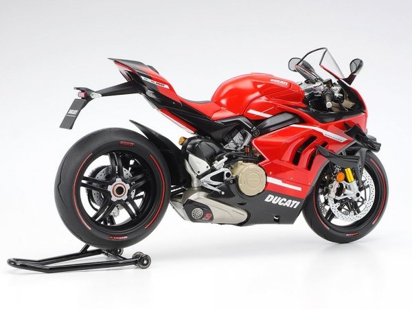 Tamiya 14140 Ducati Superleggera V4 1/12