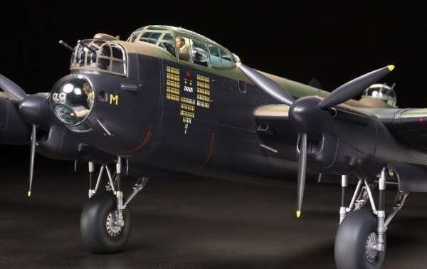 Tamiya 61112 British Lancaster B Mk I/III Model Kit 1/48