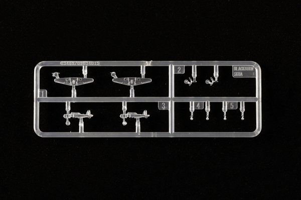 Trumpeter 03469 Blackburn Skua 1/700