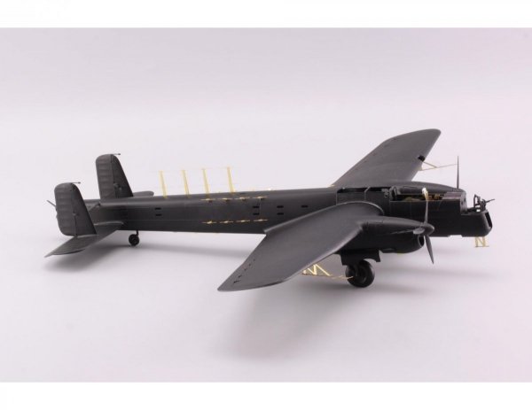 Eduard 73577 Whitley GR Mk. VII AIRFIX 1/72