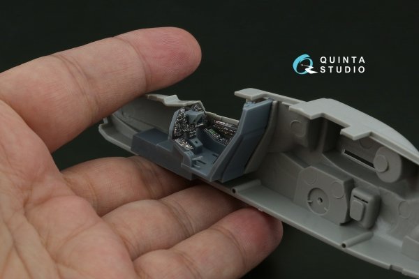 Quinta Studio QD+72252 Ka-50 (black panels) 3D-Printed &amp; coloured Interior on decal paper (HobbyBoss/ARK) (with 3D-printed resin parts) 1/72