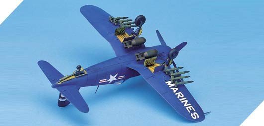 Academy 12267 F4U-4B Corsair (1:48)