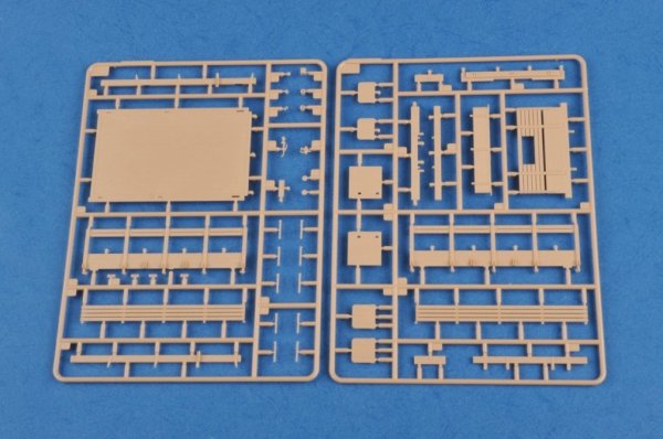 Hobby Boss 83845 Russian ZIS-151 (1:35)