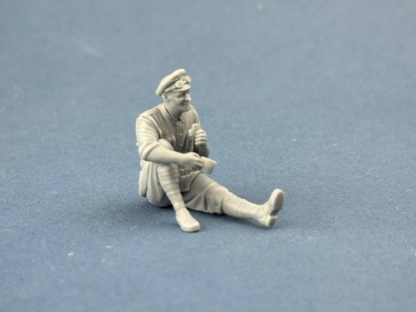 Copper State Models F35-063 British Dispatch Rider Afternoon tea (motorcycle not included) 1/35