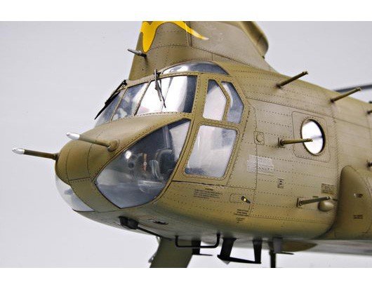 Trumpeter 05104 CH-47A CHINOOK (1:35)