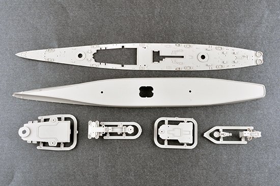 Trumpeter 06738 USS Large cruiser Alaska 1/700