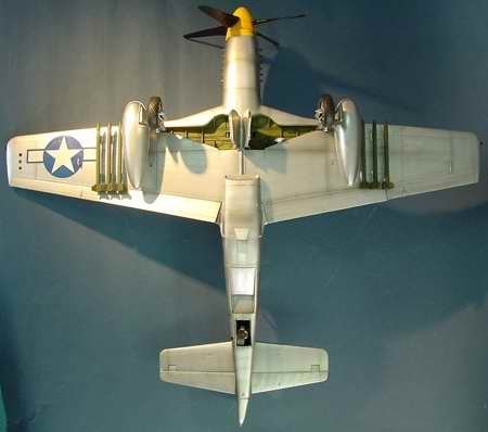 Trumpeter 02401 N.A.P-51D MUSTANG IV (1:24)