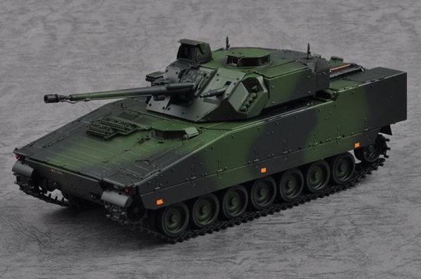 Hobby Boss 83823 Swidish CV9035 IFV (1:35)