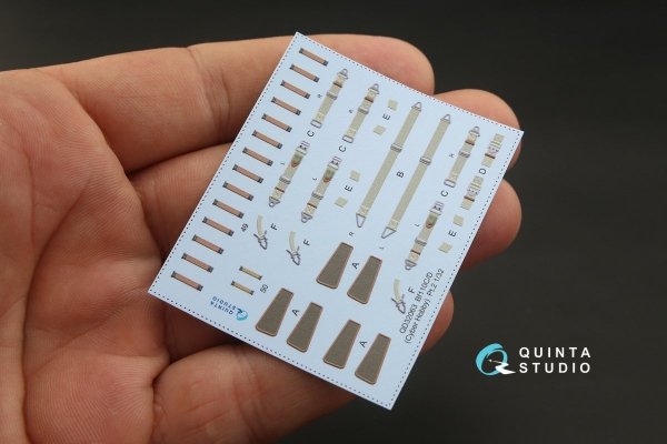 Quinta Studio QD32063 Bf 110C/D 3D-Printed &amp; coloured Interior on decal paper (for Dragon kit) 1/32