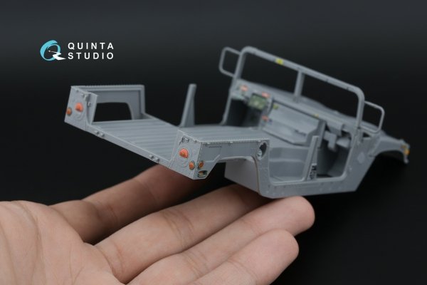 Quinta Studio QD35154 Humvee family 3D-Printed &amp; coloured Interior on decal paper (ICM) 1/35