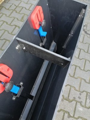 Autokarmnik Automat Paszowy, 4-stanowiskowy, jednostronny, dla warchlaków, AP4W 