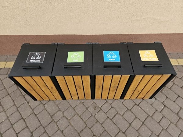 4 komorowy kosz parkowy miejski do segregacji odpadów z pokrywami metalowy drewniany ocynk 4 x 45L 