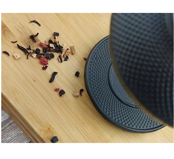 Zestaw żeliwny IMBRYK zaparzacz do herbaty podkładka + 2 czarki po 100ml