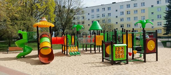plac zabaw, plac zabaw przedszkolny, place zabaw do przedszkoli, place zabaw z certyfikatem, plac zabaw metalowy, place zabaw producent, plac zabaw z certyfikatem, plac zabaw safari 03