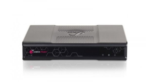 Check Point Zapora sieciowa SG1535 appliance. Includes SNBT subscription package and Direct Premium support for 5Y