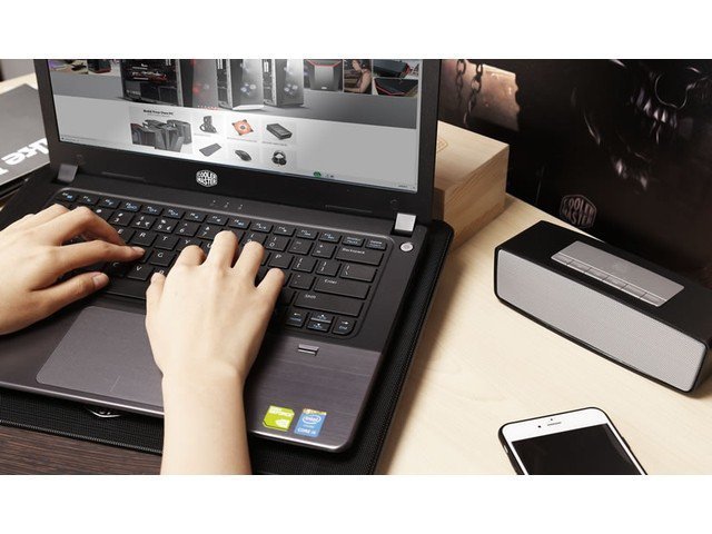 Cooler Master Podstawka pod laptop Master Notepal L2 17&quot; niebieski podświetlenie