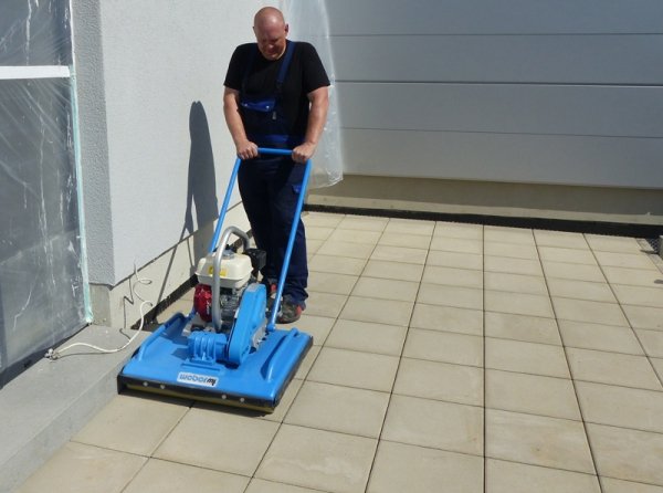 Zagęszczarka Rolkowa Weber VPR700 175 KG 