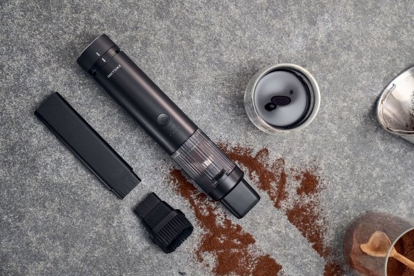 ZWILLING XTEND Zestaw Startowy: Bezprzewodowy Odkurzacz + Bateria Czarny XTEND