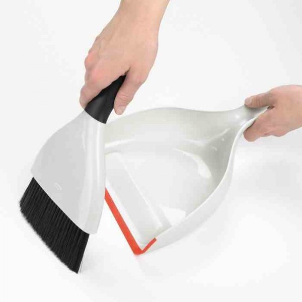 OXO-Zmiotka z szufelką biało/czerwona, Good Grips
