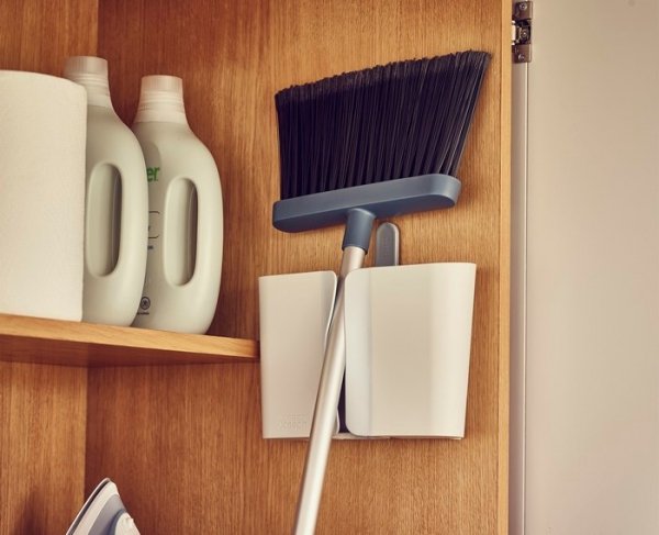 JJ-Miotła z wieszakiem, niebieska, CleanStore