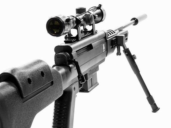 Wiatrówka Black Ops Sniper 5,5 mm z lunetą 4x32