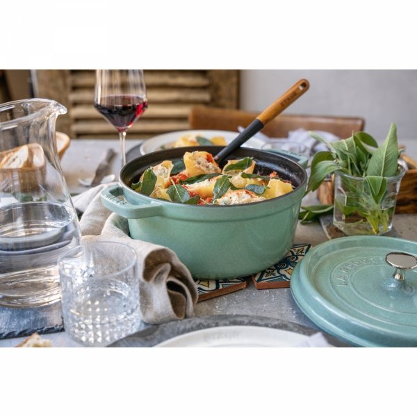 Garnek żeliwny Okrągły 2.6l Miętowy La Cocotte Staub