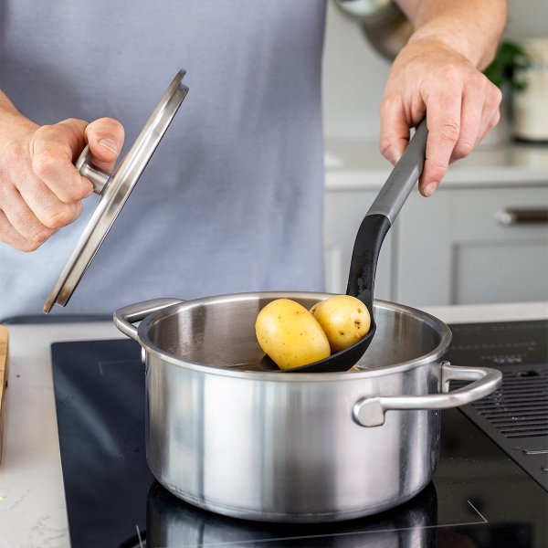 KitchenAid łyżka cedzakowa Charcoal Grey