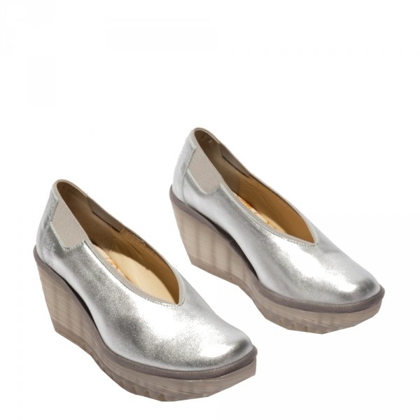 Czółenka Fly London YOZA 438 Silver Laminato P501438024