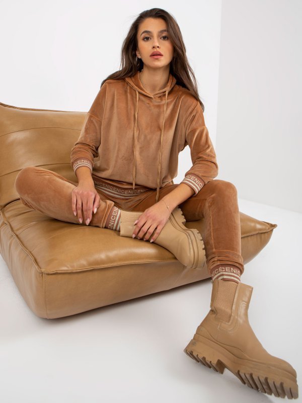 Komplet-RV-KMPL-8286.40-camelowy rozmiar - L/XL