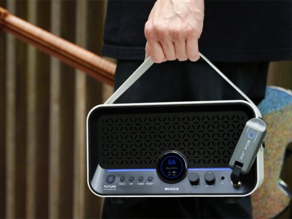 MOOER F15i Li modelowane combo gitarowe IG (15W)