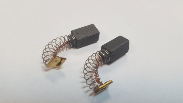 Szczotki węglowe SZ-094 wym.6,5x7,5x12