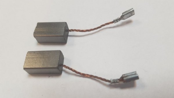 Szczotki węglowe SZ-E39 wym.6x8,2x14,2