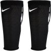 Opaski Nike Guard Lock Elite Sleeves SE0173 011 czarny M