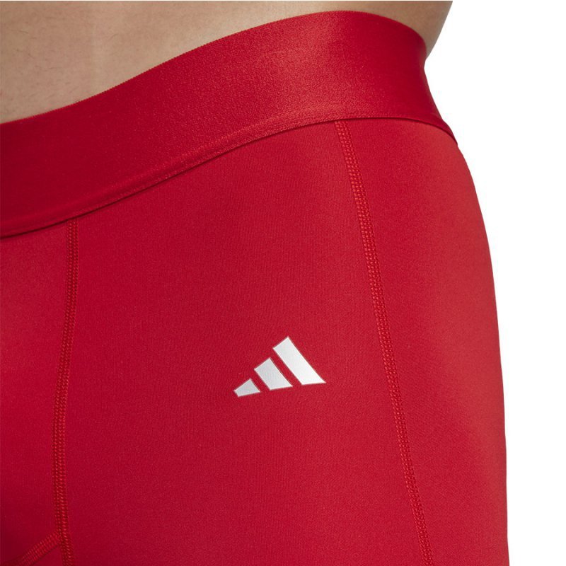 Spodenki adidas TechFit JP1464 czerwony L