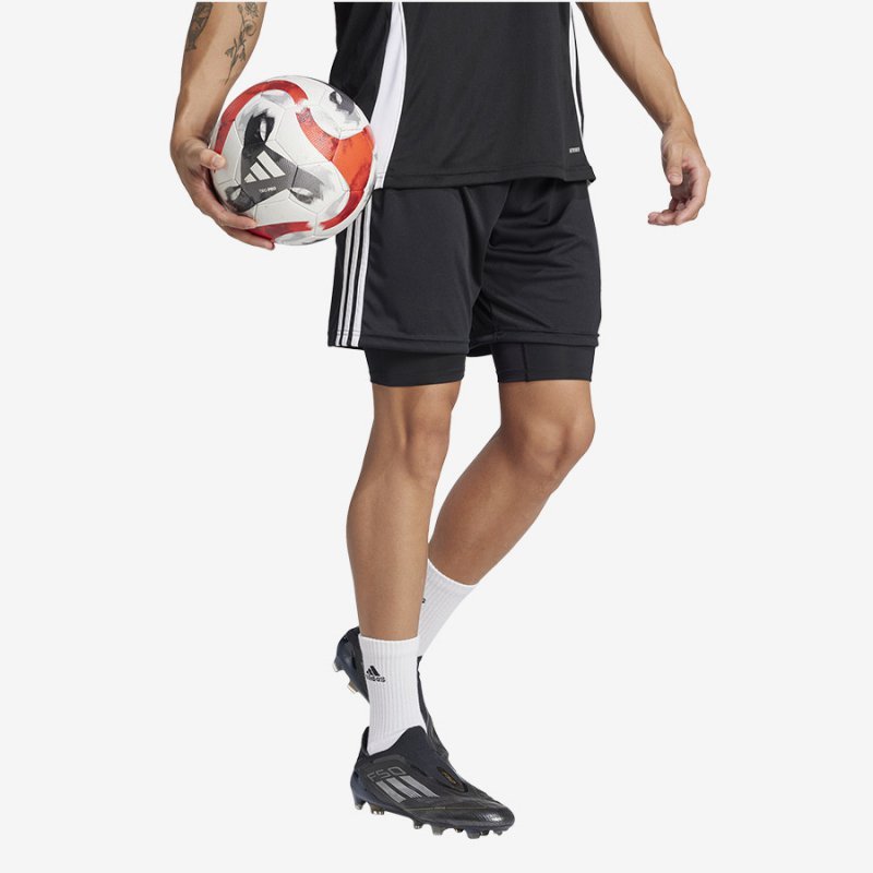 Spodenki adidas TechFit JP1477 czarny S