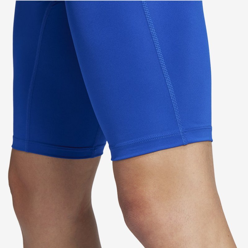Spodenki adidas TechFit JN7400 niebieski XS