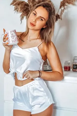 DKaren KAREN SET Krótki komplet bluzka + szorty, biel