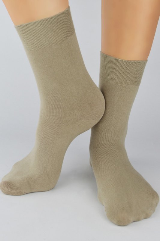 NOVITI SKARPETY GŁADKIE SUPER SOFT SB076