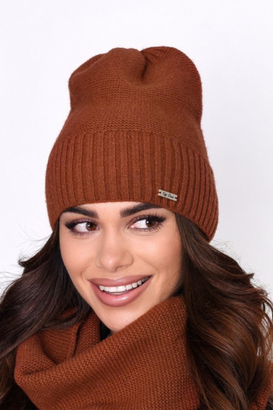 AJS CZAPKA DAMSKA P-014