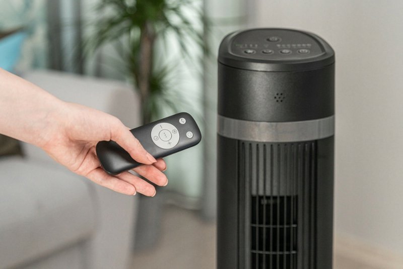 Wentylator kolumnowy Götze & Jensen FN750 czarny 45 W 4 poziomy mocy