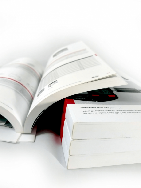 katalog A6, druk pełnokolorowy 4+4, na papierze kredowym, okładka - kreda 350g + środki 170 g, 16 stron - 100 sztuk