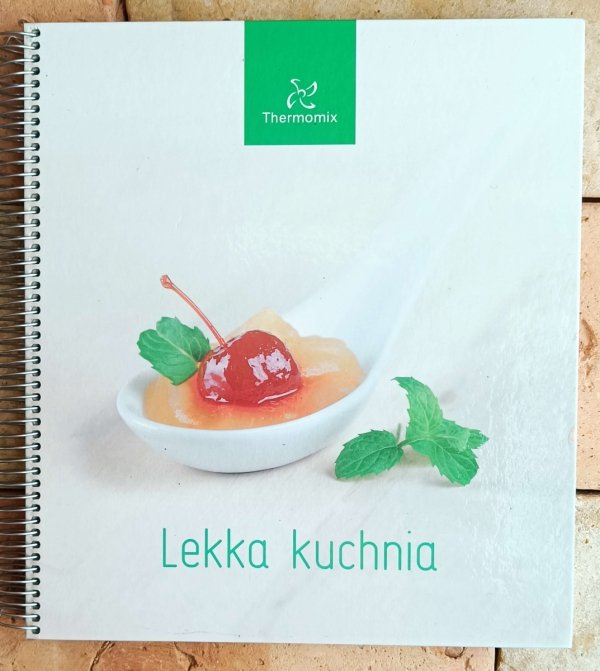 Irmgard Buth • Thermomix. Lekka kuchnia - okładka