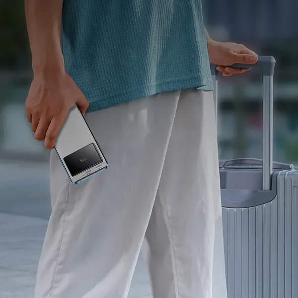 Powerbank Baseus Star-Lord 10000mAh 22,5W z wyświetlaczem cyfrowym i kablem USB-C 3A 30cm - biały