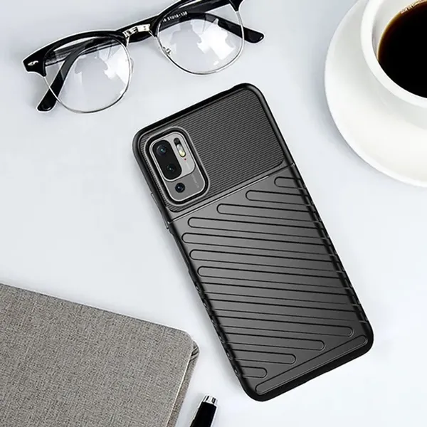 Thunder Case elastyczne pancerne etui pokrowiec Xiaomi Redmi Note 10 5G / Poco M3 Pro czarny
