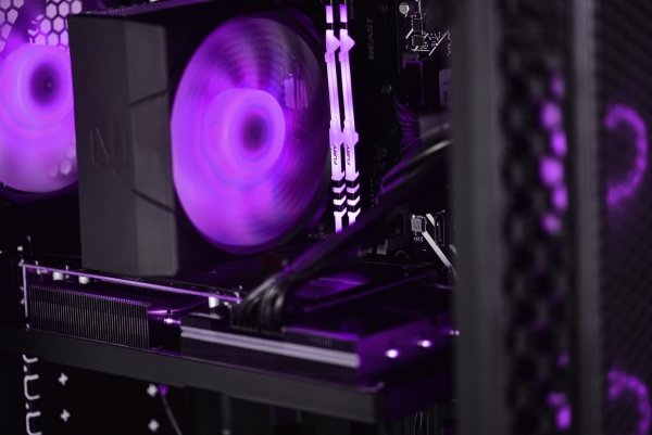 Komputer gamingowy Actina ENDORFY 9900X 32GB 2TB RTX5080 850W W11H