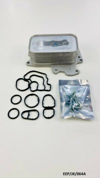 Chłodniczka oleju silnika z uszczelkami 68032202AA  Jeep Wrangler JK Cherokee / Liberty Nitro 
